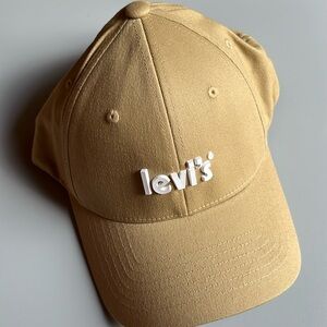 Levi’s flex fit hat NWT